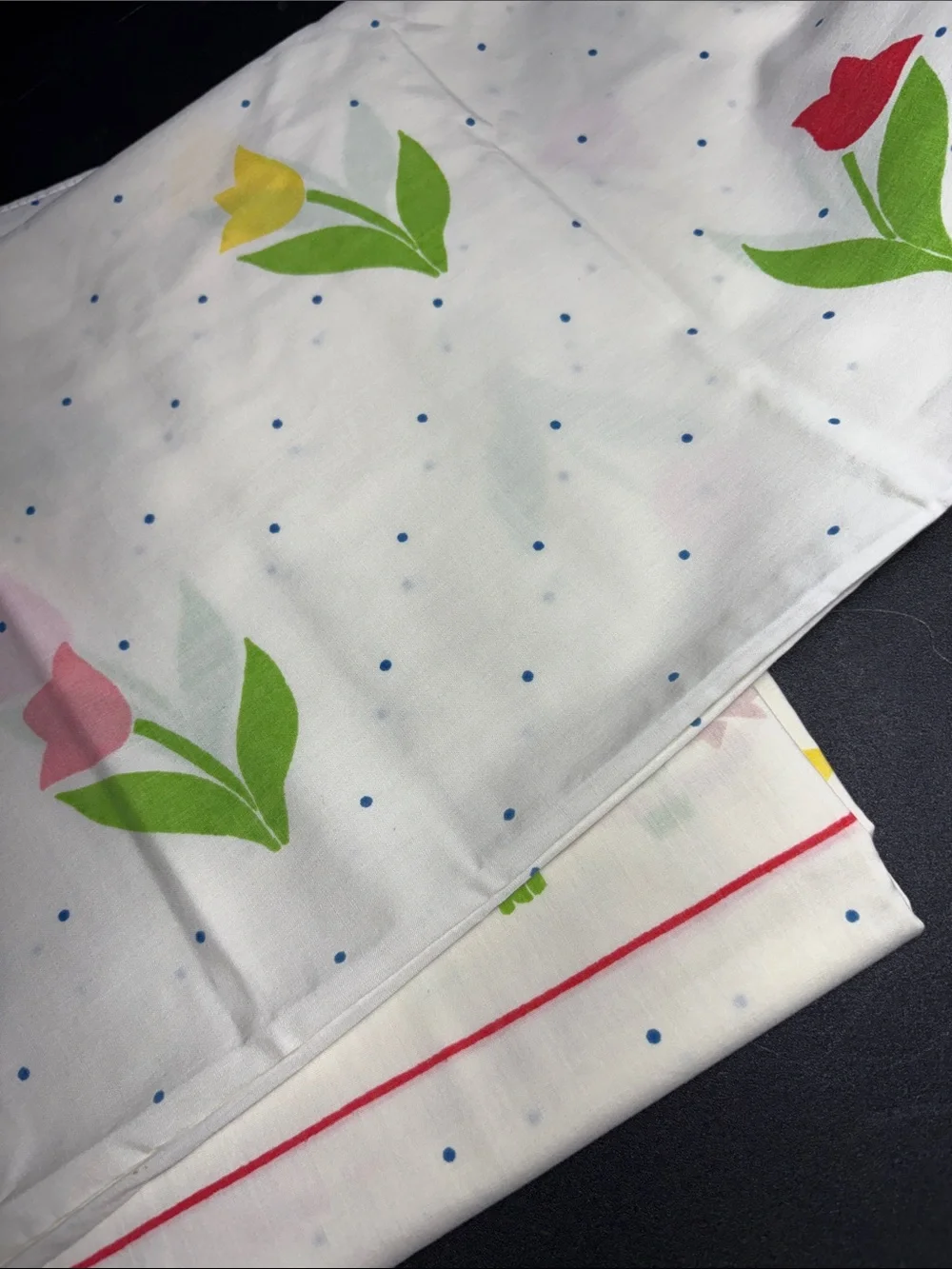 Vintage pillowcases Floral Tulip border print Cannon‎ Colorful Tulip Print. B20